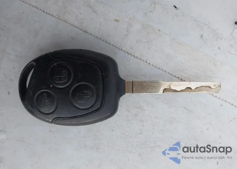 2014 Ford Fiesta Se z USA, uszkodzony, nr VIN 3FADP4EJ4EM166389